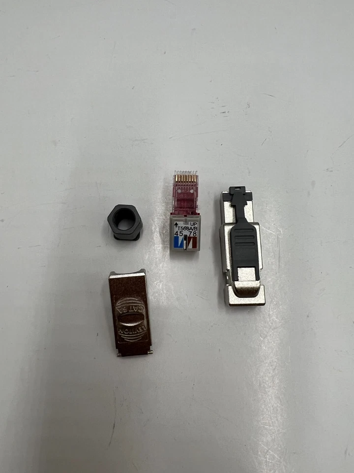 Подлинный Leviton CAT 6A экранированный универсальный безинструментальный штекер 6APLG-S6A - Изображение 3 из 4