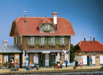 330901 Pola G scale Kit of the Schönweiler Station - NEW