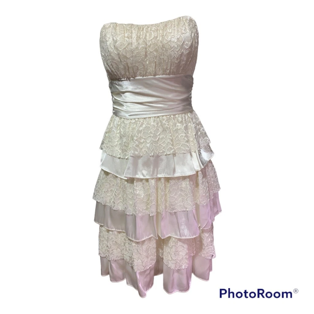 Pearl white off white lace layered dress. Uptown girl strapless