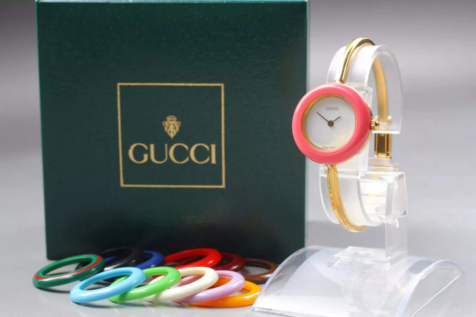 [Near MINT Box] Vintage Gucci 11/12.2 Change Bezel 12 Colors Ladies Quartz Watch