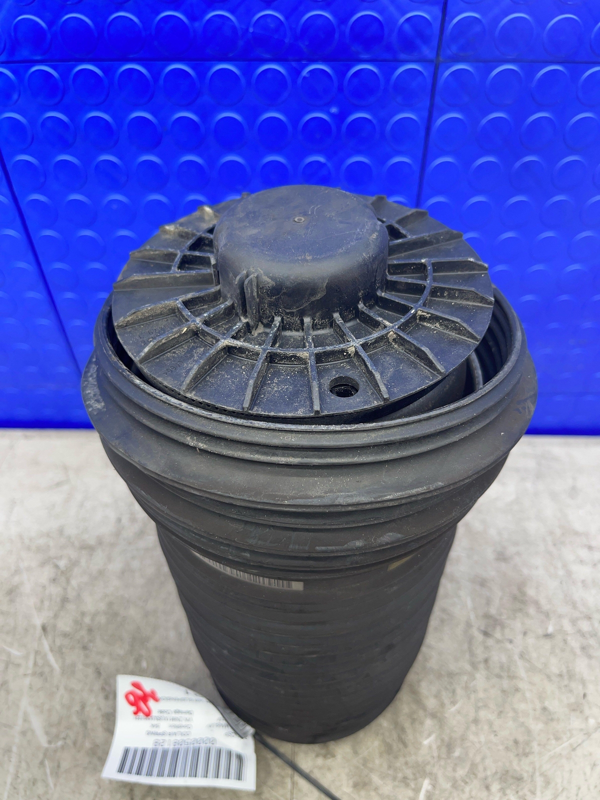 2017-2022 MASERATI LEVANTE OEM REAR RIGHT LEFT AIR SUSPENSION SPRING BOOT BAG