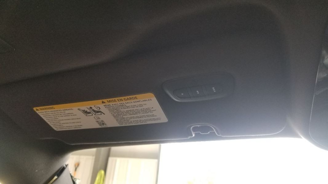 2023 MASERATI GRECALE TROFEO SUN VISOR ILLUMINATED WITH GARAGE DOOR OPENER BLACK