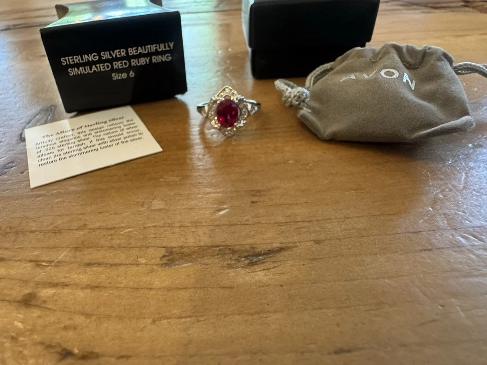 Avon Sterling Silver 925 Simulated Ruby Ring Size 6 Rhinestone Halo NVC NIB - Image 3 of 4