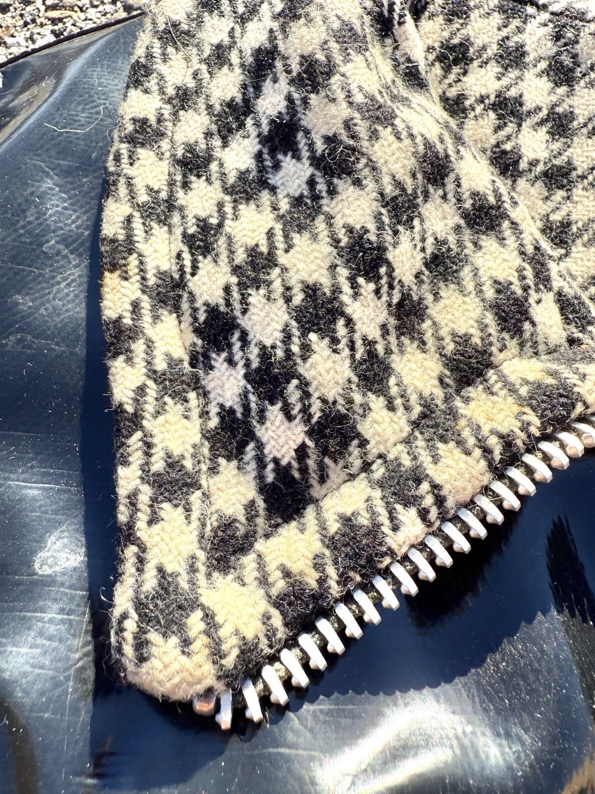 Vintage Patent Leather Wool Houndstooth Lined 196… - image 2