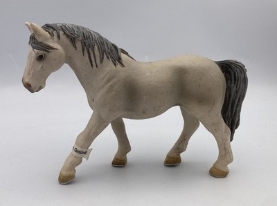 Schleich Horse LIPIZZANER MARE Gray White figure 2005 Retired 13603