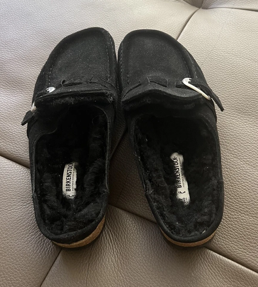 Zapatos Birkenstock Buckey Shearling Mule negros talla 7 Foto 2 de 4