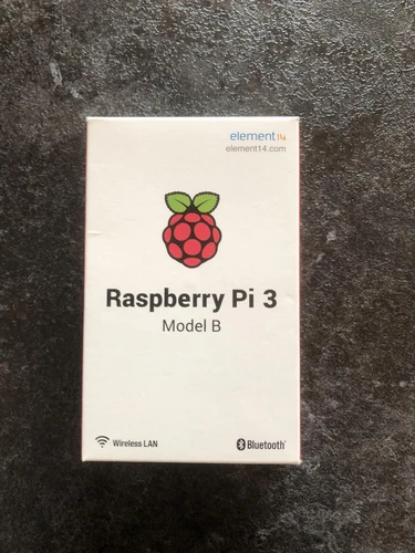 Raspberry Pi 3, Model B, 1Gb RAM, 802.11.b/g/n WLAN & Bluetooth 4.1