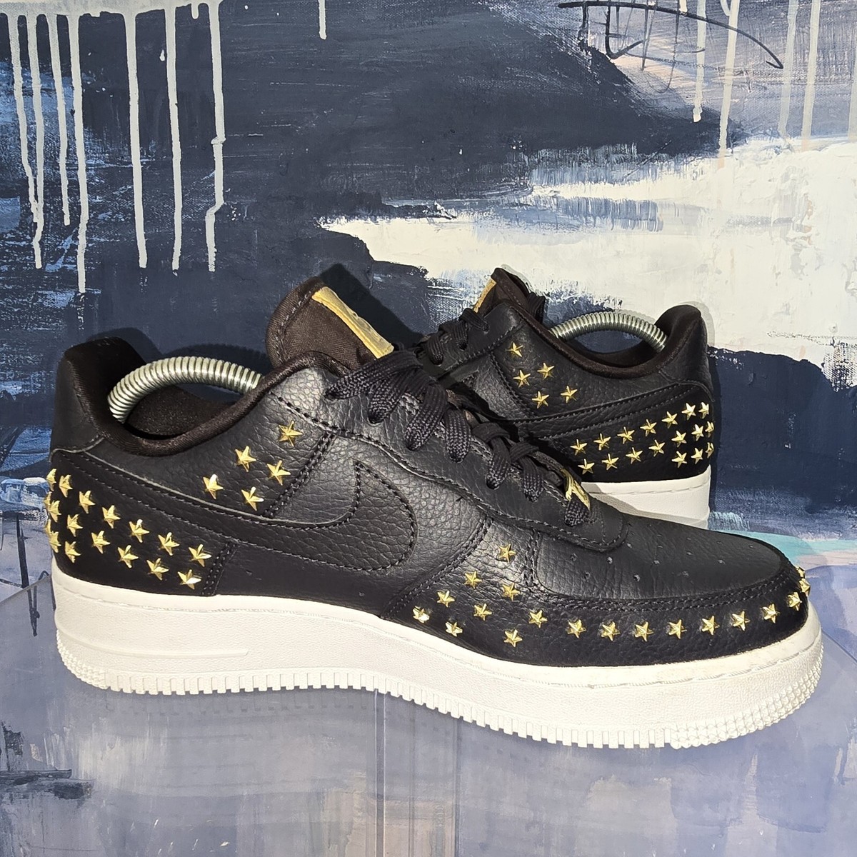 Nike Air Force 1 07 XX GOLD Studded Stars Black White AR0639 Nike Air Force 1 07 XX GOLD Studded Stars Black White AR0639