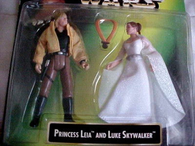 Set Di 2 Action Figures Star Wars 1997: Principessa Leia E Luke Skywalker Con Medaglia