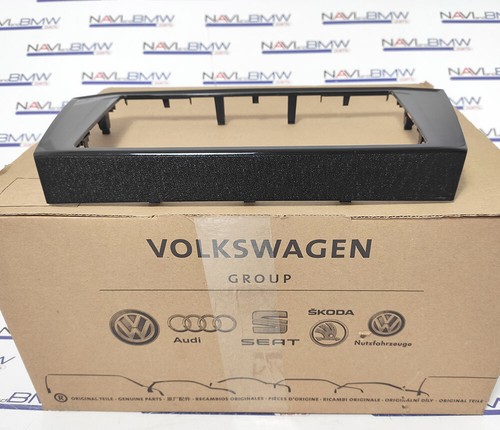 VW Passat B8 & Arteon MIB Discover Media 8 Inch Display Trim Frame for EU USA - Picture 4 of 11