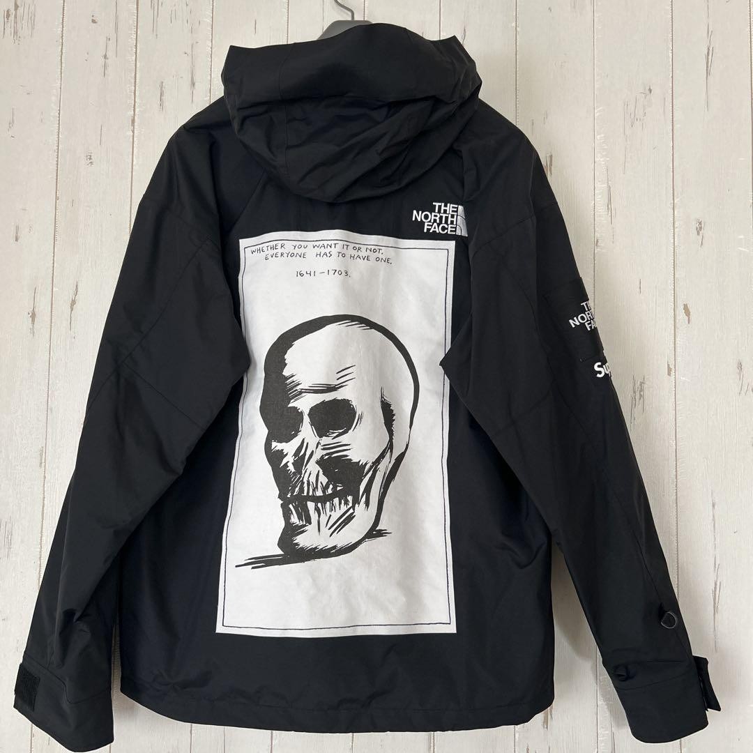 The North Face Supreme Black Skull Print Mountain Parka Jacket M