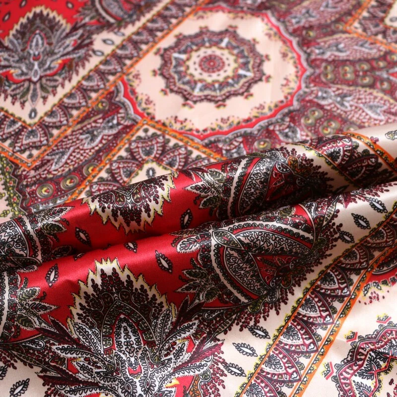 Por yarda Suave Patchwork Tela Satén Forro Bufanda Vestido Hágalo Usted Mismo Material Foto 4 de 4