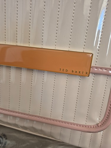 Stunning Ted Baker Enamel Pocket two tone Bag Tote / handbag - Nude Pink New - Picture 3 of 11
