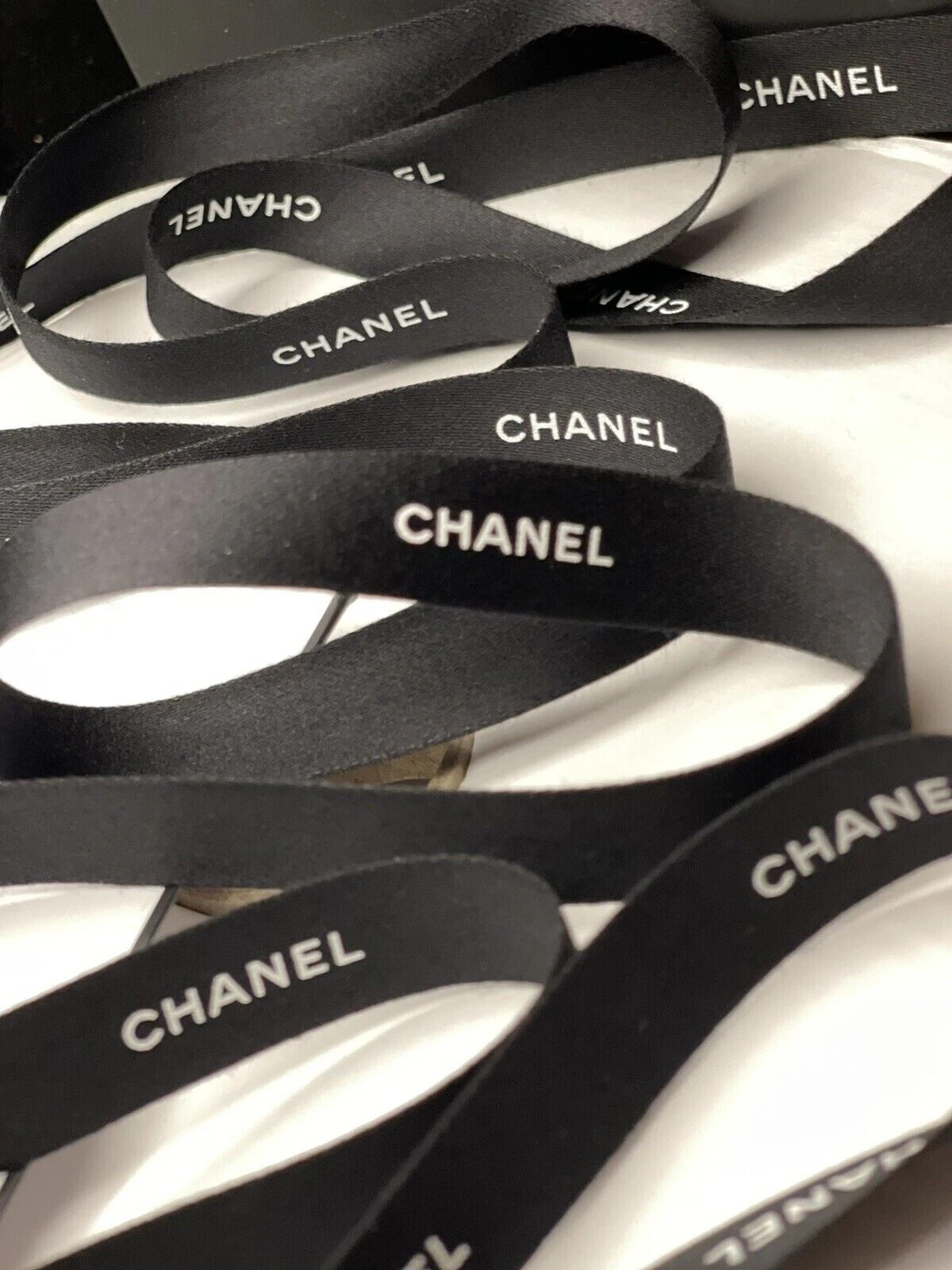 10 Yards of Chanel Classic Black Gift Wrap Ribbon 100% Authentic (Uncut)