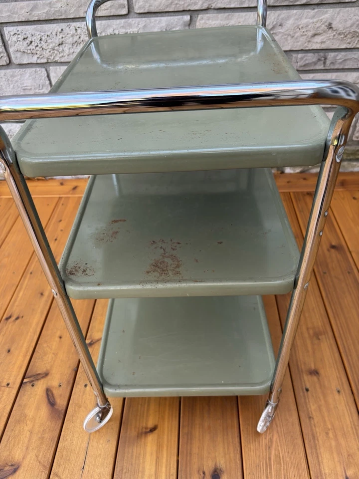 Vintage COSCO Mid Century AVACODO Metal 3 Tier Rolling Kitchen Utility Cart - Image 4 of 4
