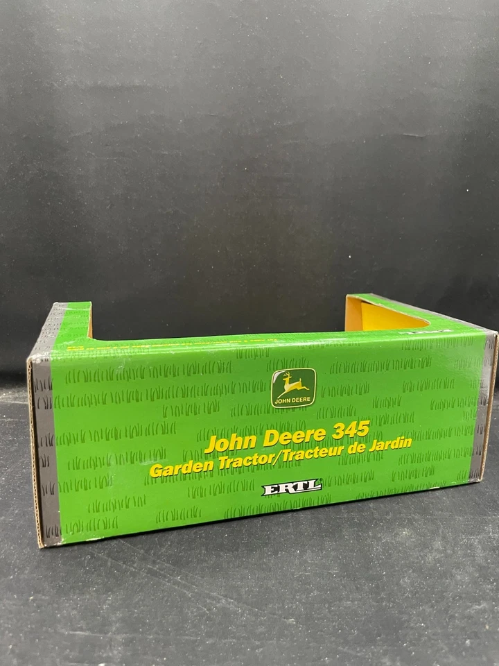 Tractor de jardín Ertl John Deere 345 fundido a presión 1:16 5079 nuevo Foto 4 de 4