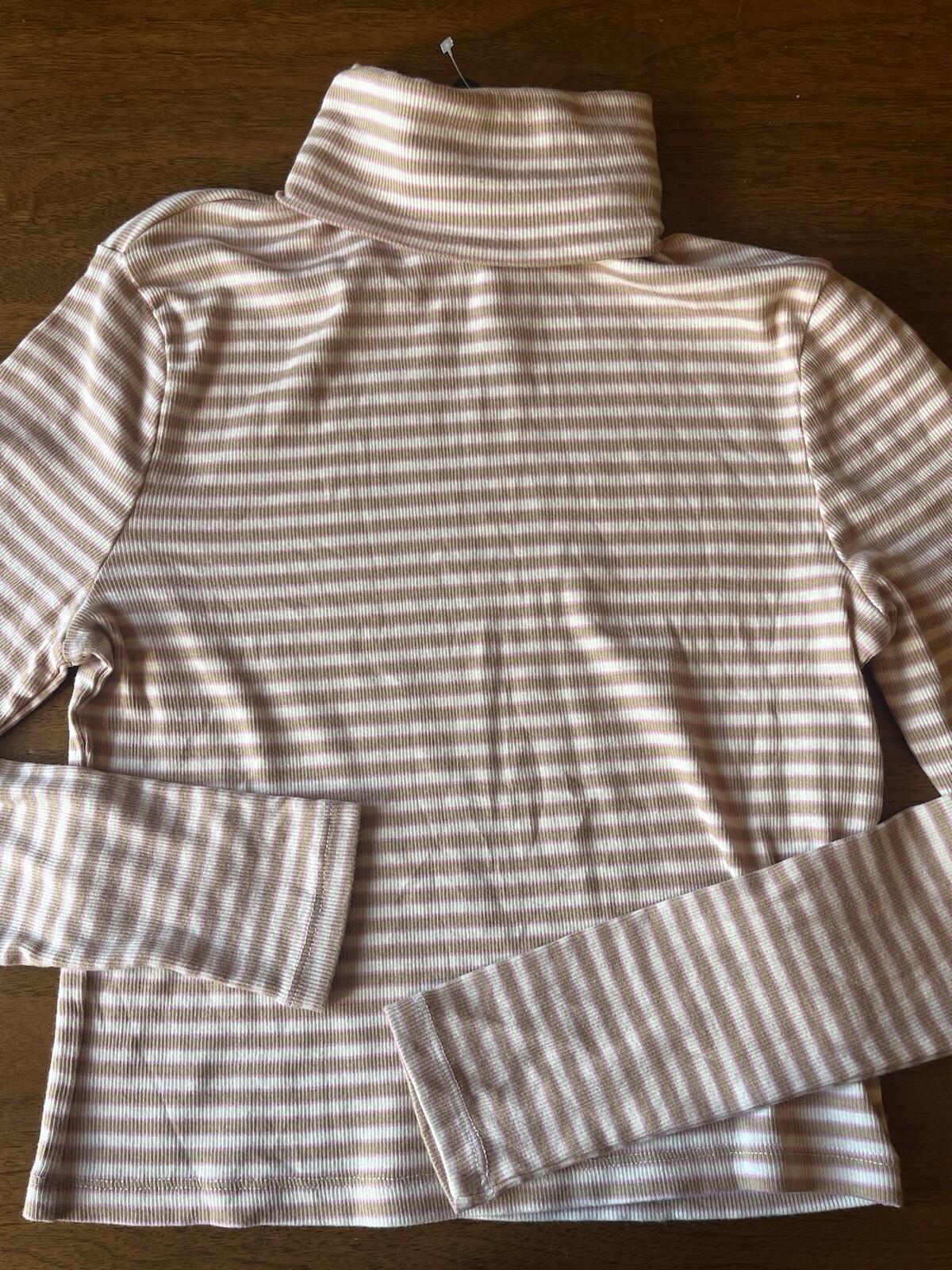 NWT levi’s turtleneck multicolored stripes size small