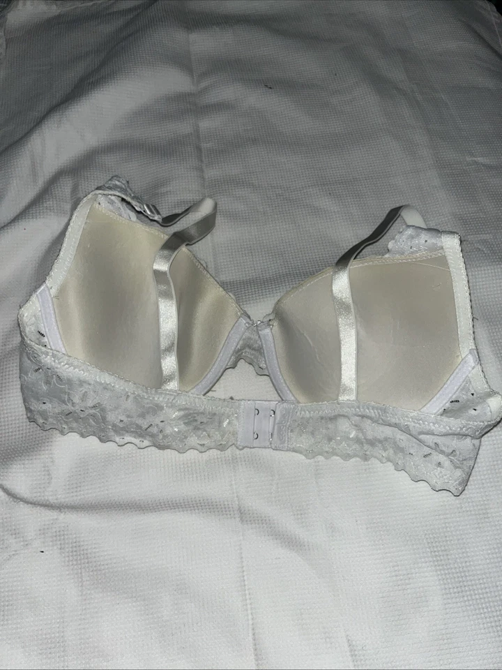 Sujetador COOBIE Sexy Encaje Blanco Bordado Talla 38D Foto 2 de 2