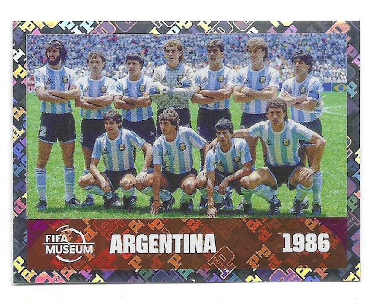 Champions FOIL Panini FIFA World Cup 2026 Sticker #FWC14 Argentina iCollect Code