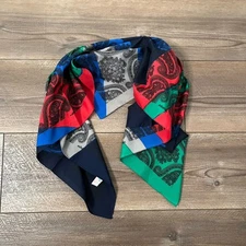 Women's Scarf  RN. 13962 Made in Italy  100% Polyester 30" X 28.5"