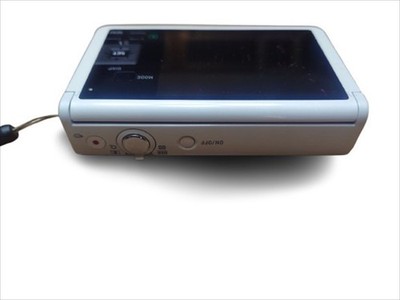 CASIO EXILIM EX-ZR70 White Color With 4GB SDHC Card Digital Camera