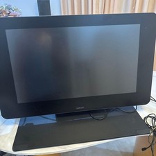 Wacom Cintiq 22HD 22-Inch USB Connected Pen Display Tablet Screen