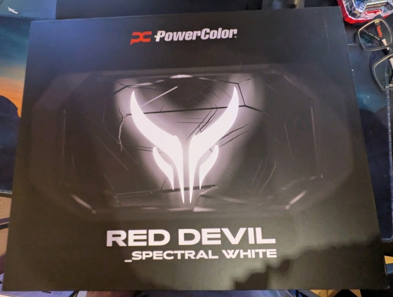 PowerColor Red Devil Radeon RX 9070 XT Spectral White AMD 16 GB GDDR6