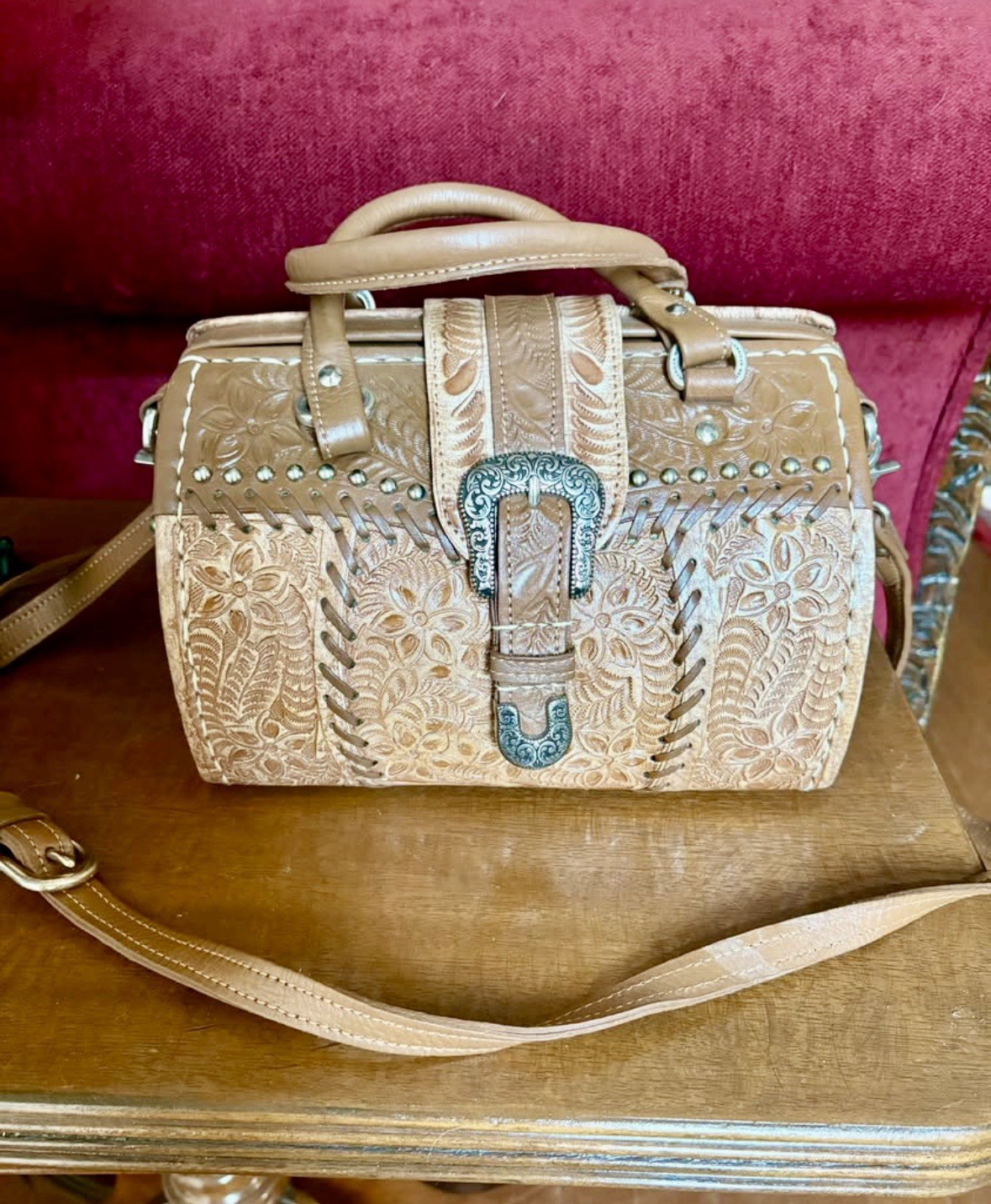 AMERICAN WEST Hand Tooled Doctor’s Handbag w/ Silver Magnetic Buckles