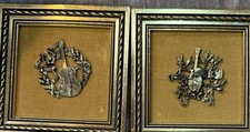 2 anciens instruments à cordes en laiton encadrés James Papalia originaux Clifton, N.J.