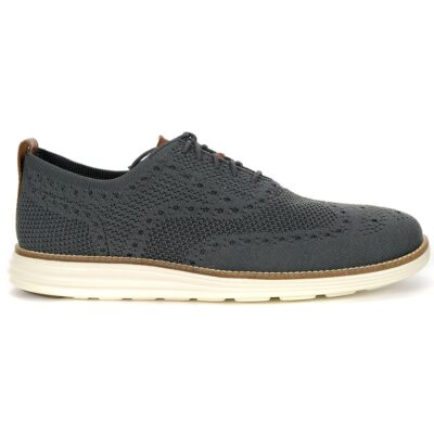 Cole Haan Men display picture 1