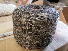 fil a tricoter laine 2 Brins Noir/Beige 1Kg900