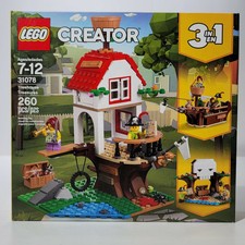 lego pirate treehouse