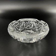 Crystal Mid Century Heavy Cut Glass Cigar Ashtray, 5 1/2" Wide Round VTG Vintage