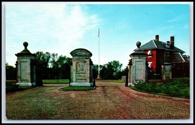 Postcard DISTRIBUTED BY S & S NEWS AGENCY, FORT SMITH, ARK.U. S. NATIONA   Z88