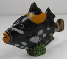 Safari Ltd Black Clown Fish 2.5" Long Plastic Animal Toy Figure China