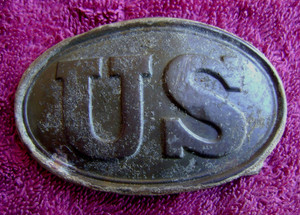 EXCAVATED US BELT BUCKLE  "ARROW HOOKS" w/PORTION BELT (PORT HUDSON)