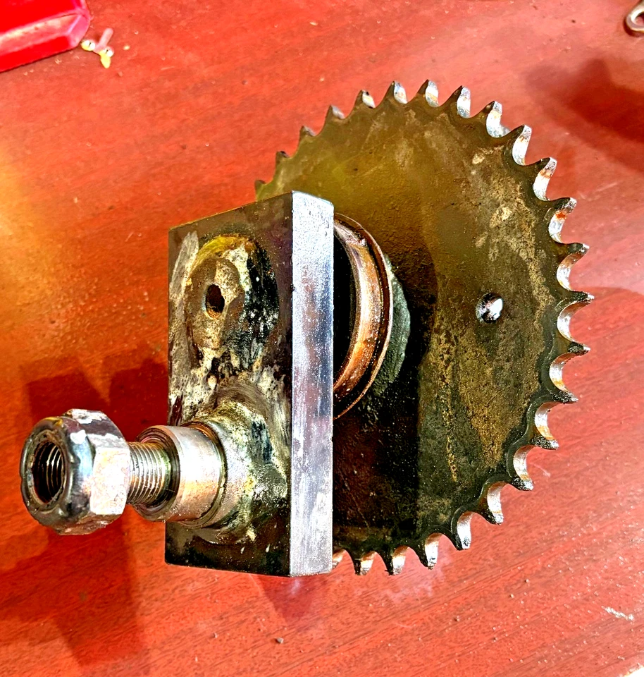 Engranaje de manivela larga aireador verde Toro 09110 - 66-4030 Foto 3 de 4