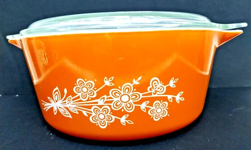 Vintage Pyrex 475-B, Butterfly Gold 2 1/2 Qt. Oval Cinderella Casserole w/Lid
