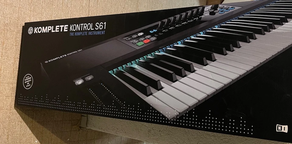 NI KOMPLETE KONTROL S61 MK1 - Bild 2 von 4