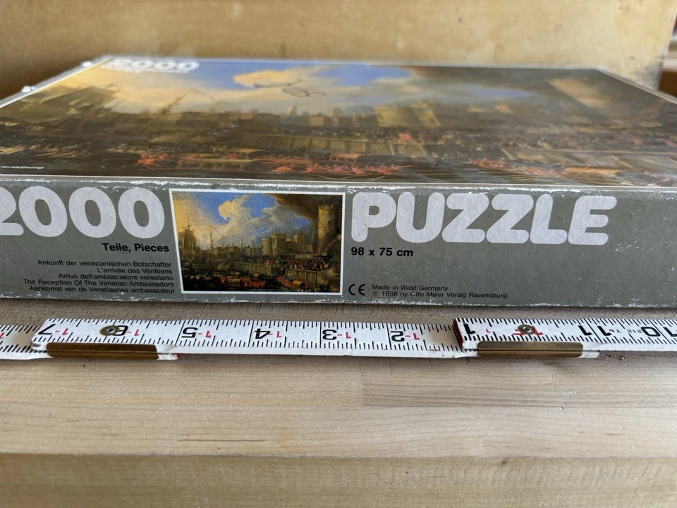 Very Rare Ravensburger 2000 Piece Puzzle Reception Venetian Ambassador complete  - Image 4 of 4