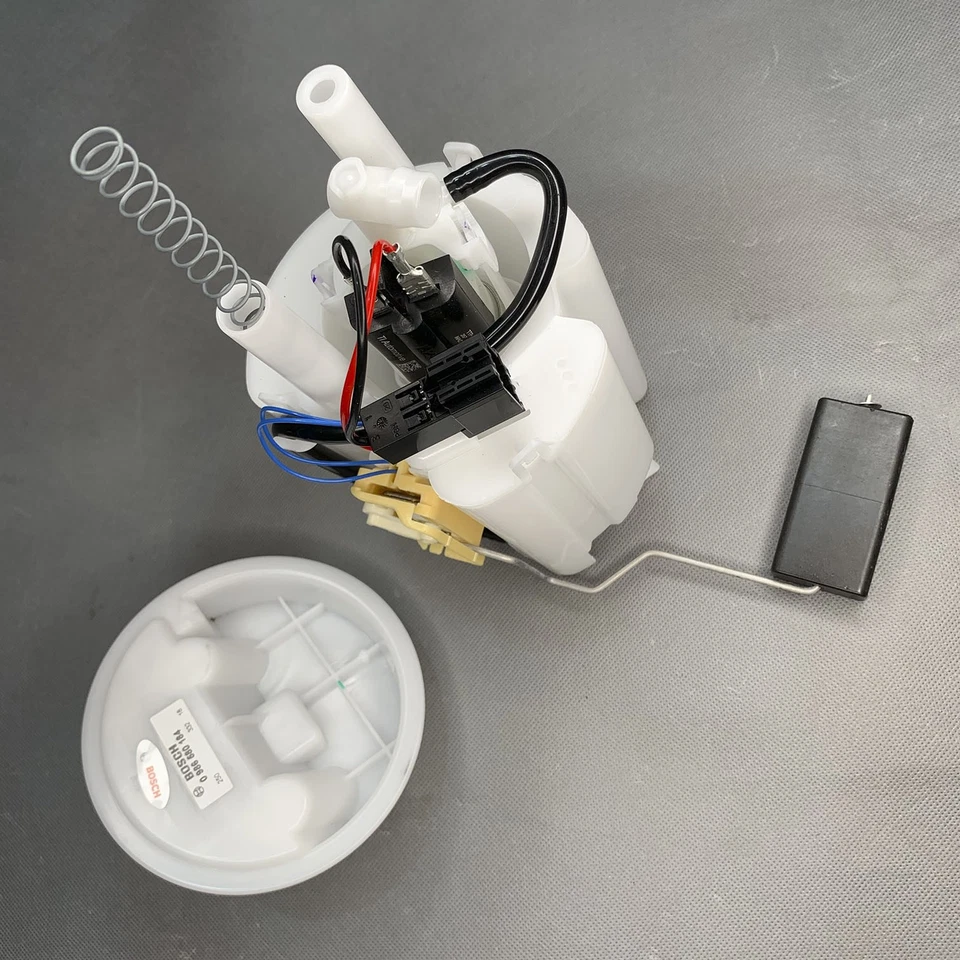 For Mercedes W203 W209 C & CLK-Class 0986580184 OE GENUINE Fuel Pump Assembly - Image 4 of 4