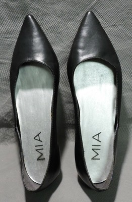 mia flats