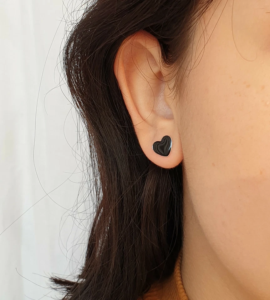 orecchini argento 925 bottone cuore smaltato rosso nero rosa verde acqua 10mm - Immagine 4 di 4