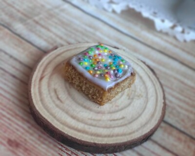 Vanilla tray bake cake Polymer clay keyring Miniature novelty Food  Jewellery UK