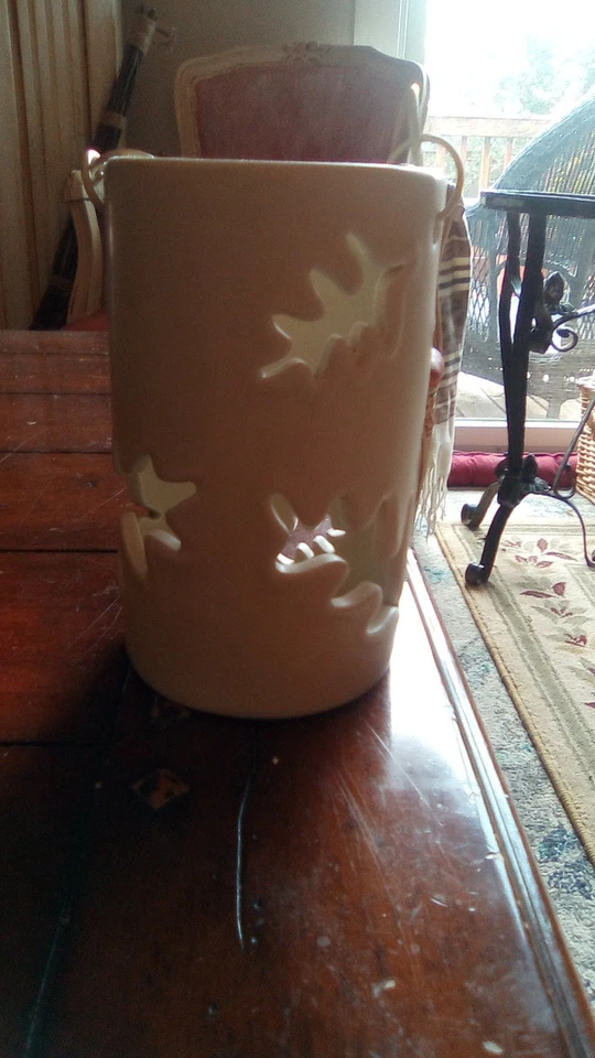 Lanterna folha de carvalho para chá leve ou vela, cor creme... nova 7 polegadas de altura... - Imagem 2 de 3