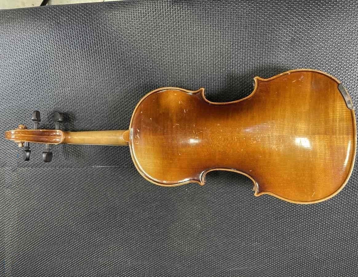 E.R. Pfretzschner バイオリン 4/4 1979年製 E. R. Pfretzschner Size 4/4 Violin, W Germany (Mittenwald