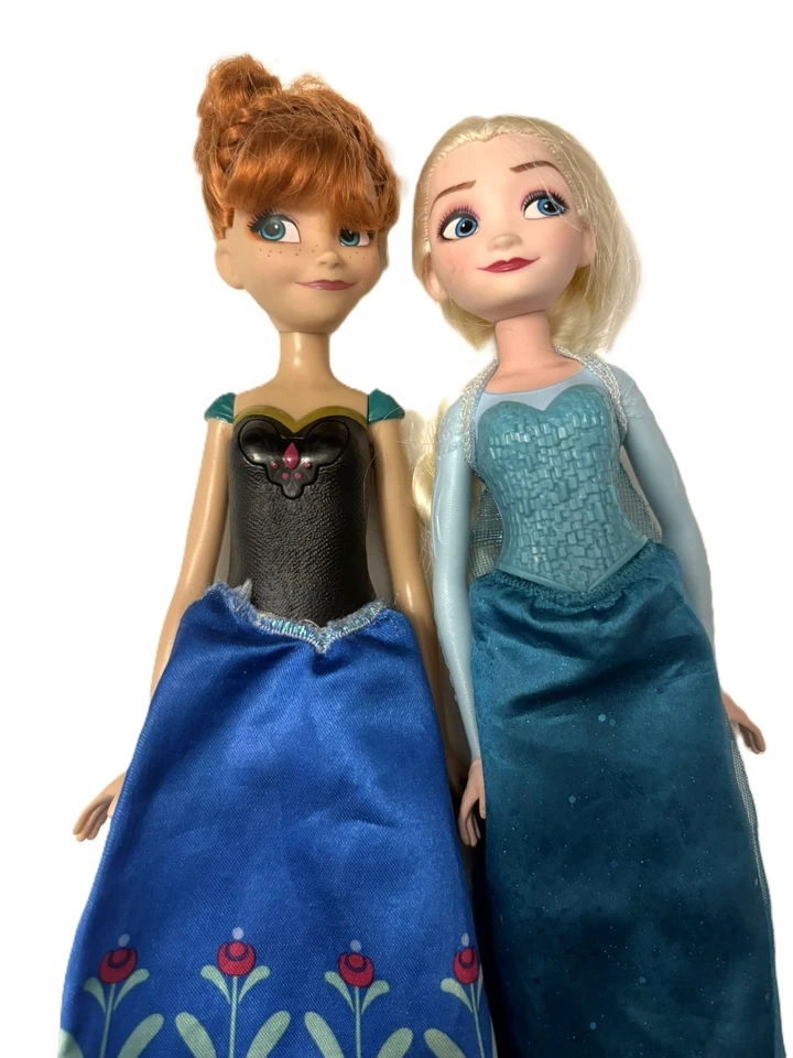 Muñecas Barbie Disney Princesa Frozen Anna y Elsa 11" Foto 2 de 4