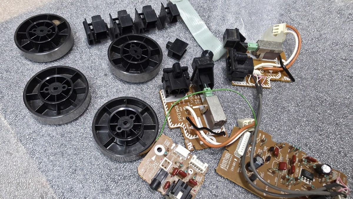 Pioneer CDJ1000 ジャンク Pioneer Cdj 1000 Mk1, Mk2, Mk3. Parts. Junk | eBay