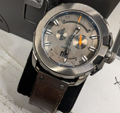 Diesel Bamf Chronograph Oversized Wristwatch -Works- Runs- Mode DZ50001