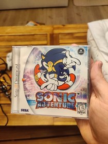 Sega Dreamcast Bundle HKT-3020 w/ Sonic Adventure 1 & 2, Skies of Arcadia